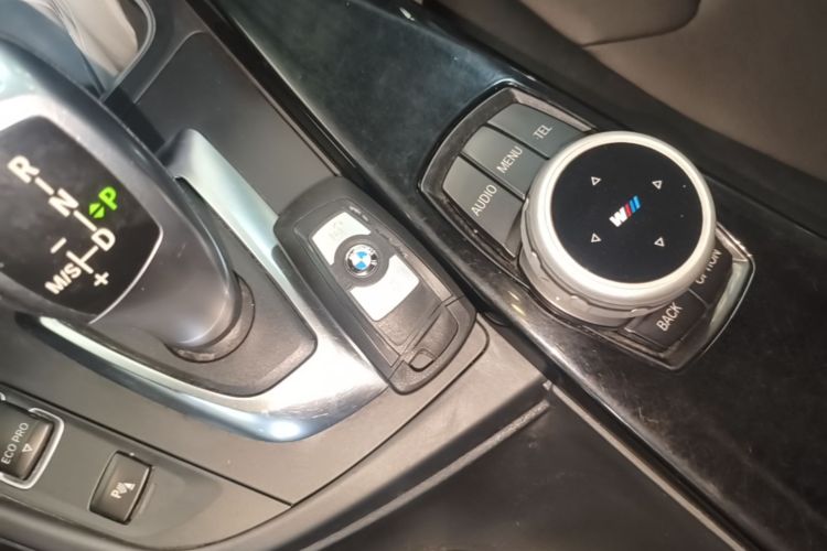 BMW 3 Series 2016 #9 BMW 3 Series 2016 car image #9
