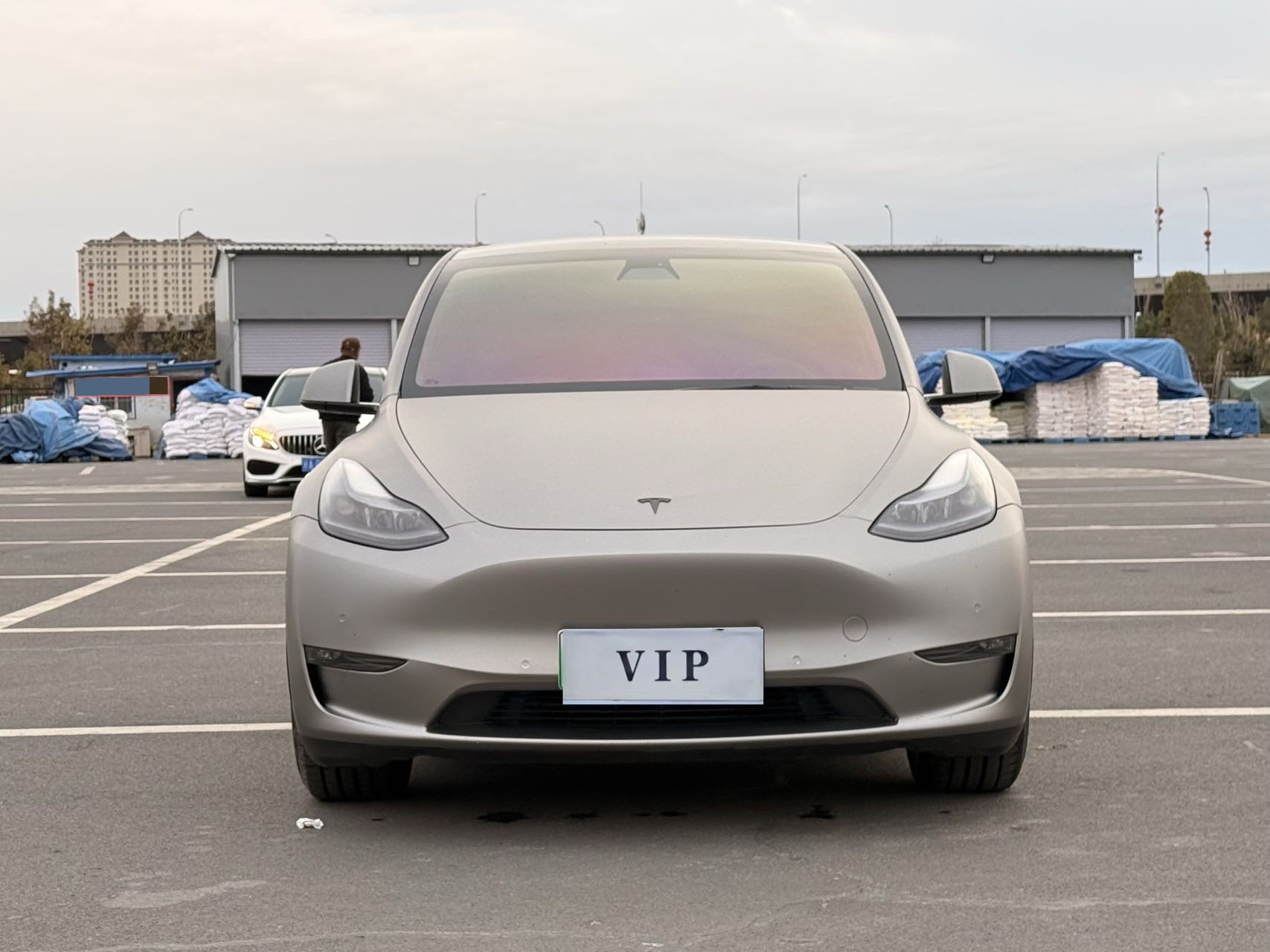Tesla Model Y 2021 #2 Tesla Model Y 2021 car image #2