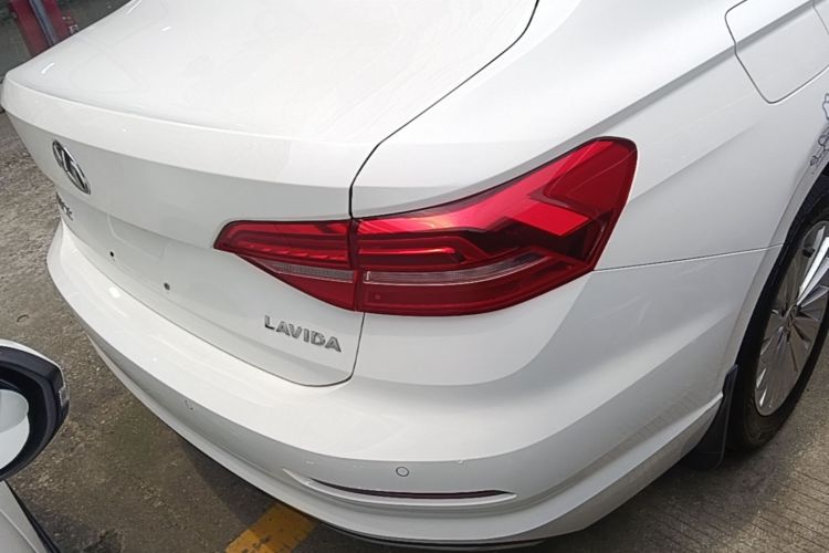 Volkswagen Lavida 2020 #8 Volkswagen Lavida 2020 car image #8