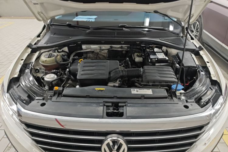 Volkswagen Lavida 2019 car image #22