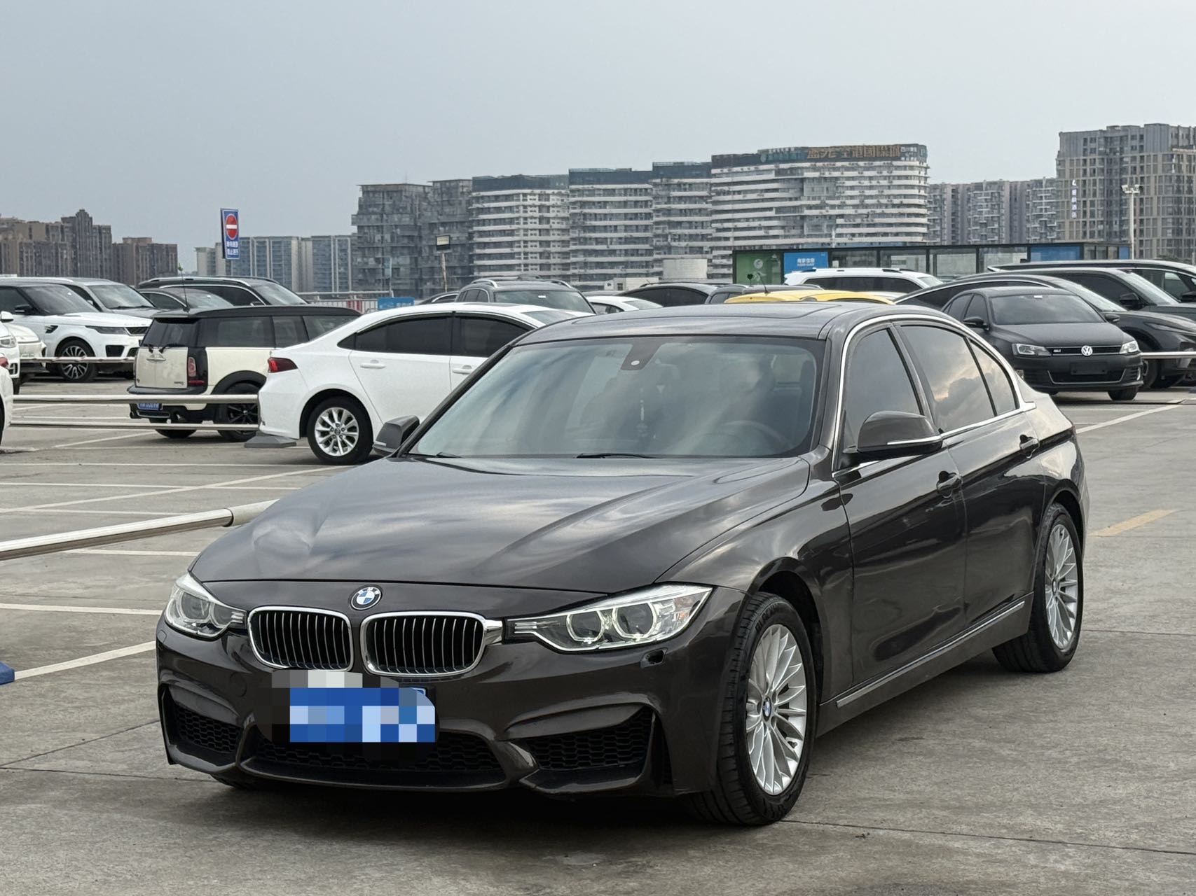 BMW 3 Series 2013 car image 