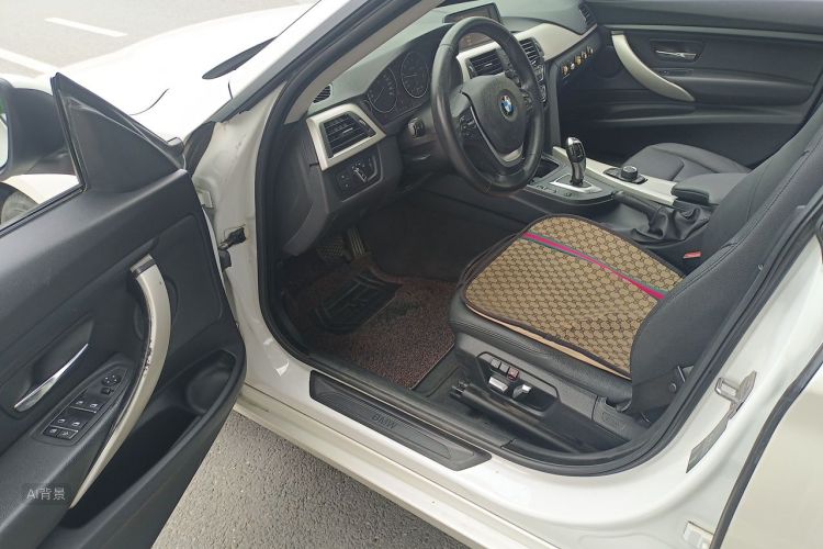 BMW 3 Series GT 2017 car image #18