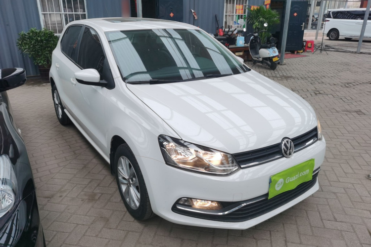 Volkswagen Polo 2018 car image #4