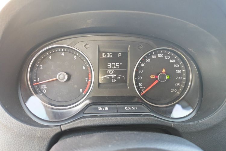 Volkswagen Polo 2017 #12 Volkswagen Polo 2017 car image #12