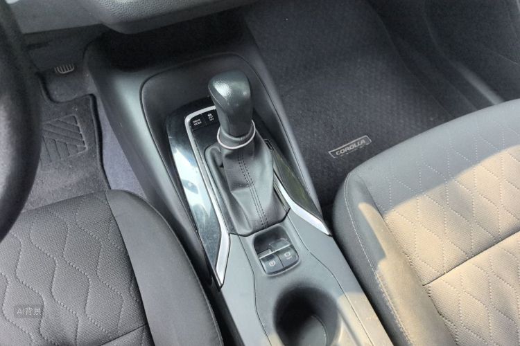 Toyota Corolla 2023 car image #16