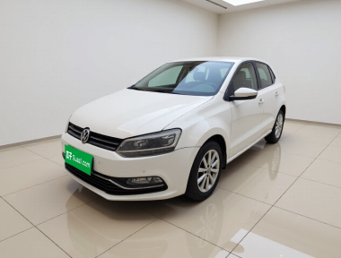 Volkswagen Polo 2015 Volkswagen Polo 2015 car image