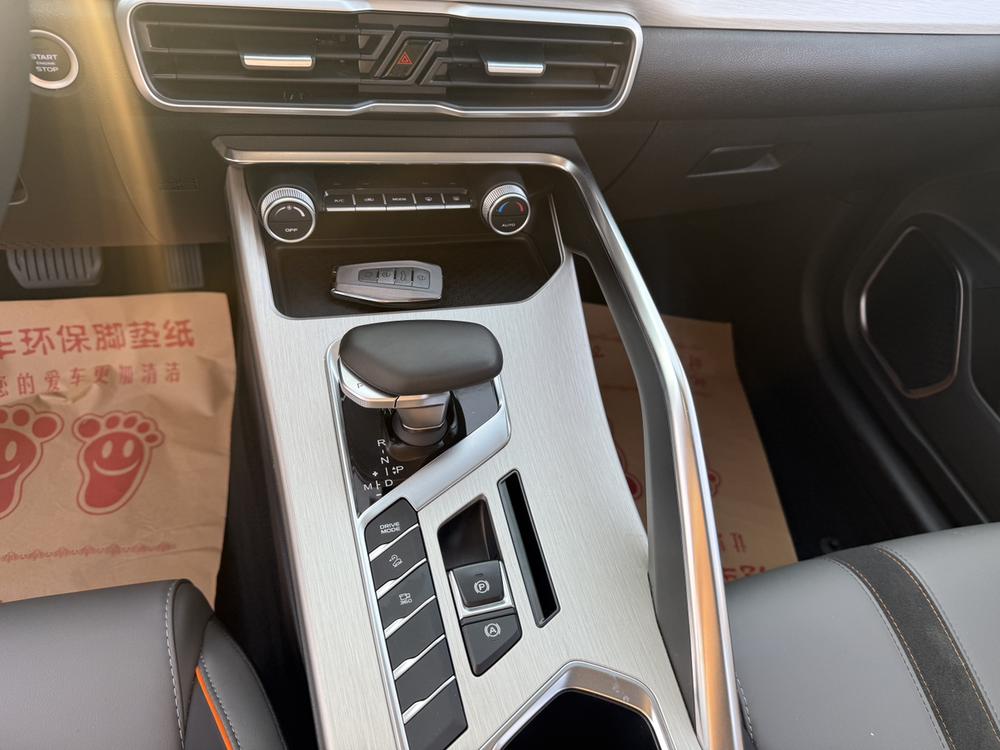 GEELY Coolray 2023 #10 GEELY Coolray 2023 car image #10