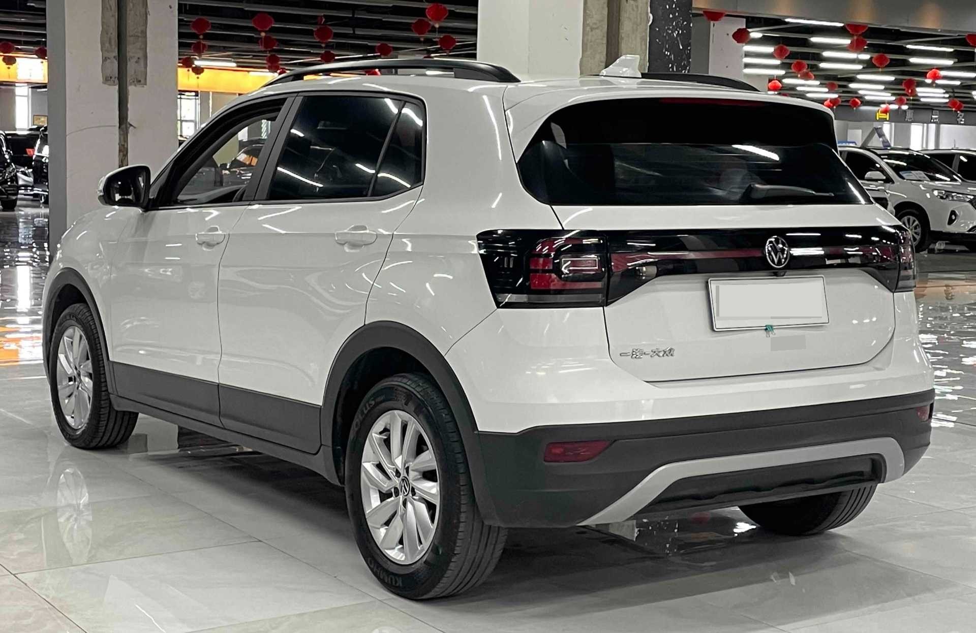 Volkswagen Tacqua 2023 imagen de coche #5
