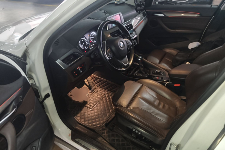 BMW X1 2018 #16 BMW X1 2018 immagine di auto #16