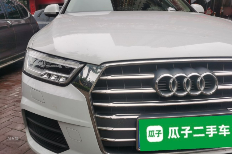 Audi Q3 2019 car image #8
