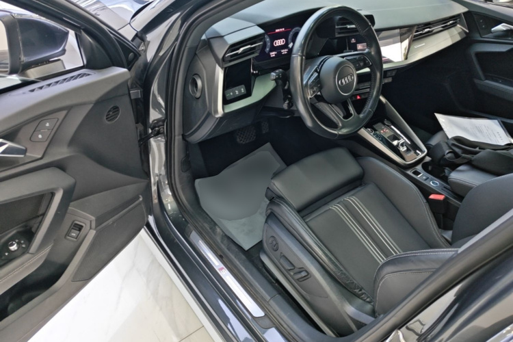 Audi A3 2022 immagine di auto #16