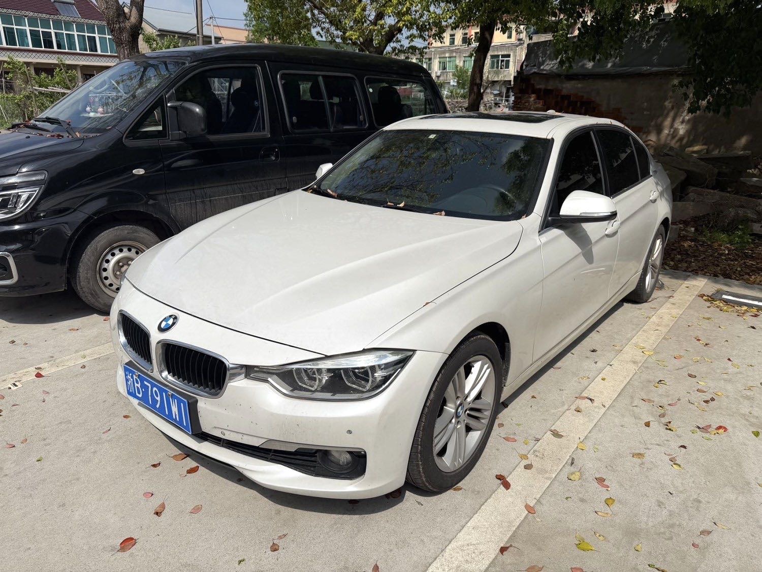 BMW 3 Series 2017 BMW 3 Series 2017 car image