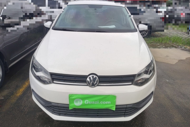 Volkswagen Polo 2016 car image #3