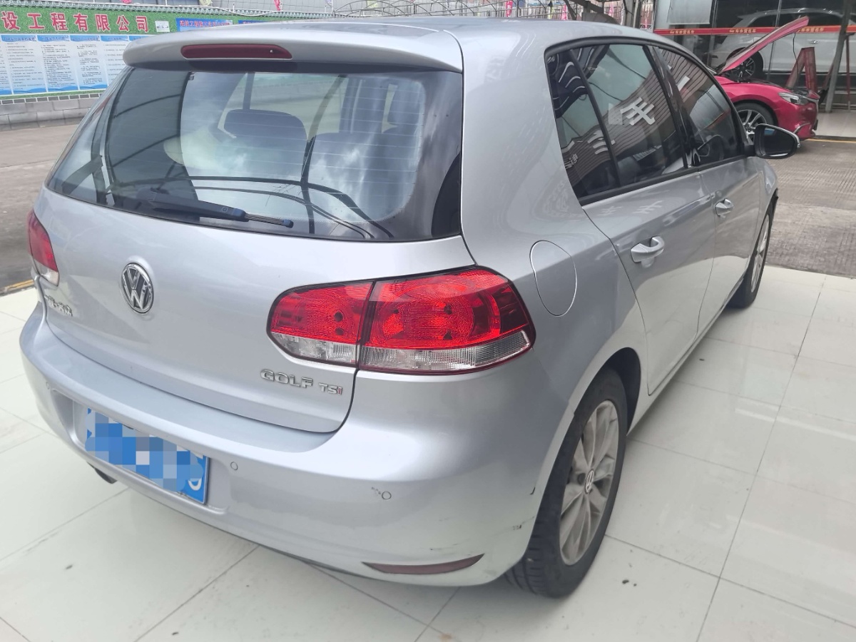 Volkswagen Golf 2013 car image #5