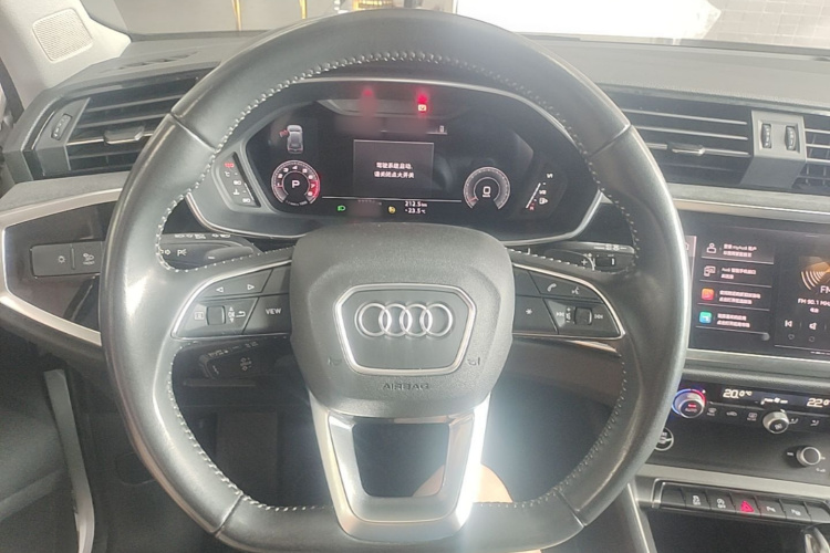 Audi Q3 2022 #11 Audi Q3 2022 car image #11
