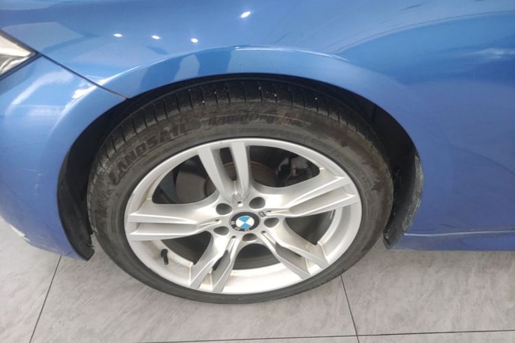 BMW 3 Series 2018 #9 BMW 3 Series 2018 car image #9