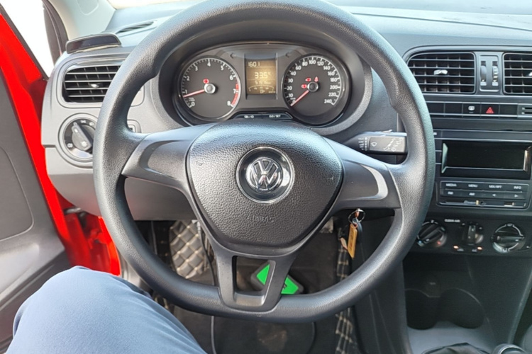 Volkswagen Polo 2016 #11 Volkswagen Polo 2016 car image #11