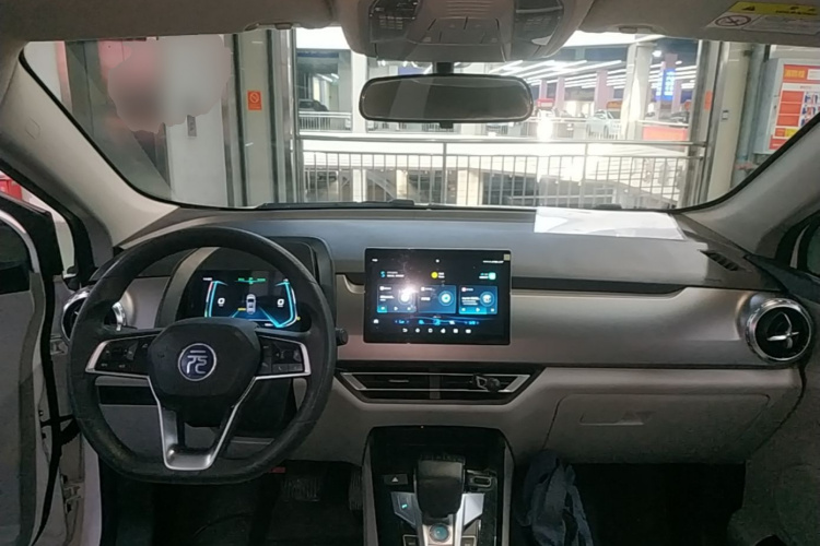 BYD Yuan Pro 2024 صورة سيارة #10
