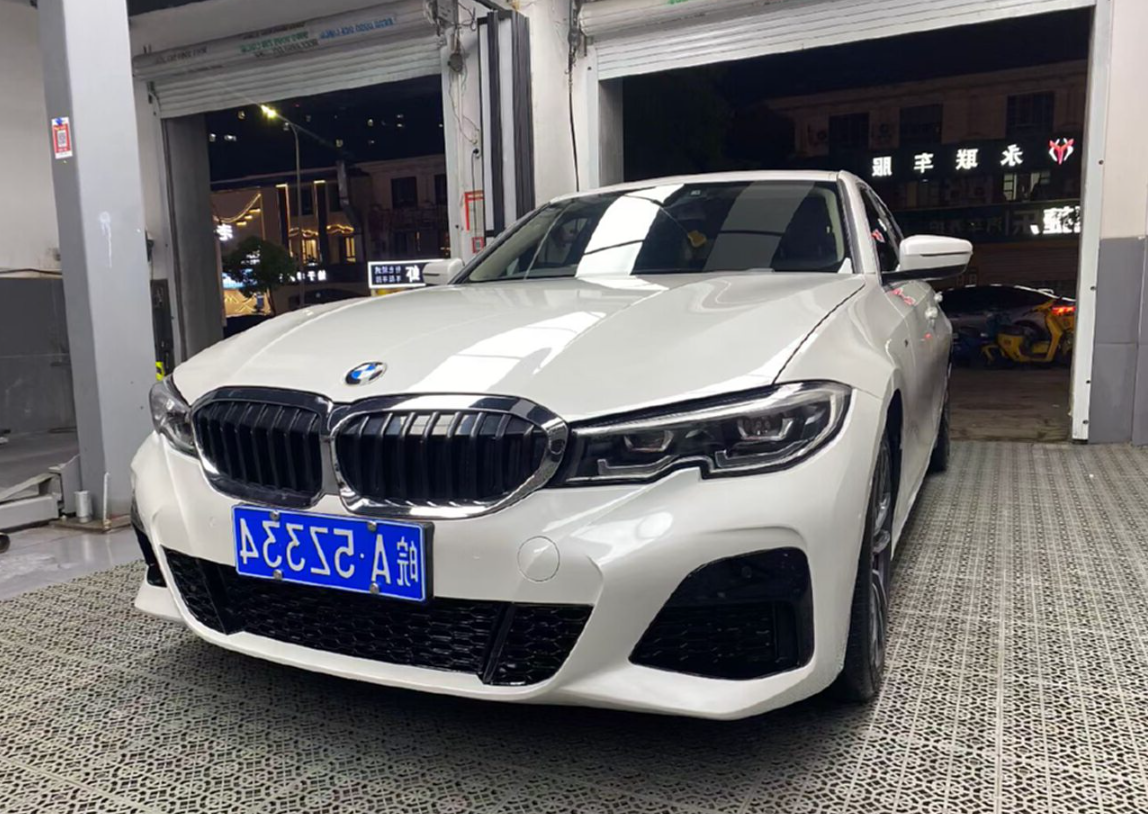 BMW 3 Series 2021 car image 