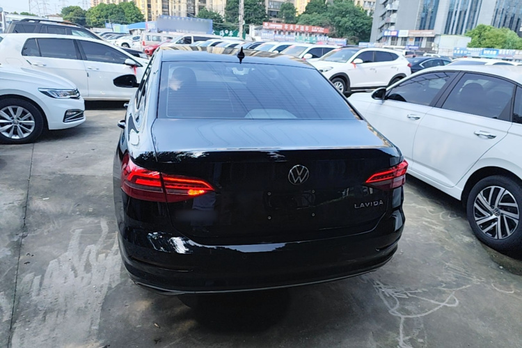 Volkswagen Lavida 2021 #4 Volkswagen Lavida 2021 car image #4