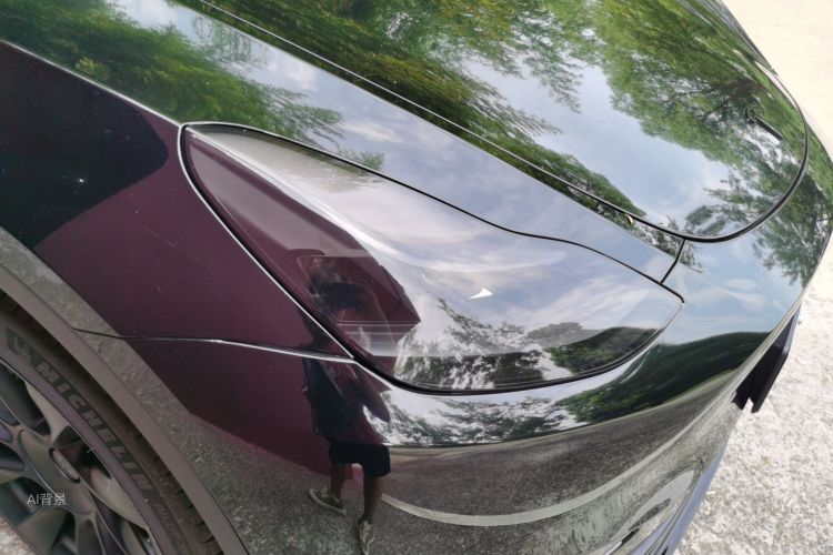 Tesla Model Y 2024 car image #8