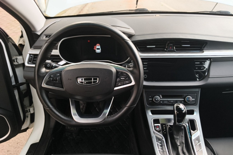 GEELY Emgrand 2020 car image #11