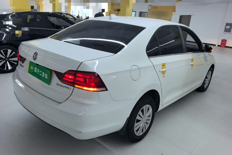 Volkswagen Santana 2021 car image #5