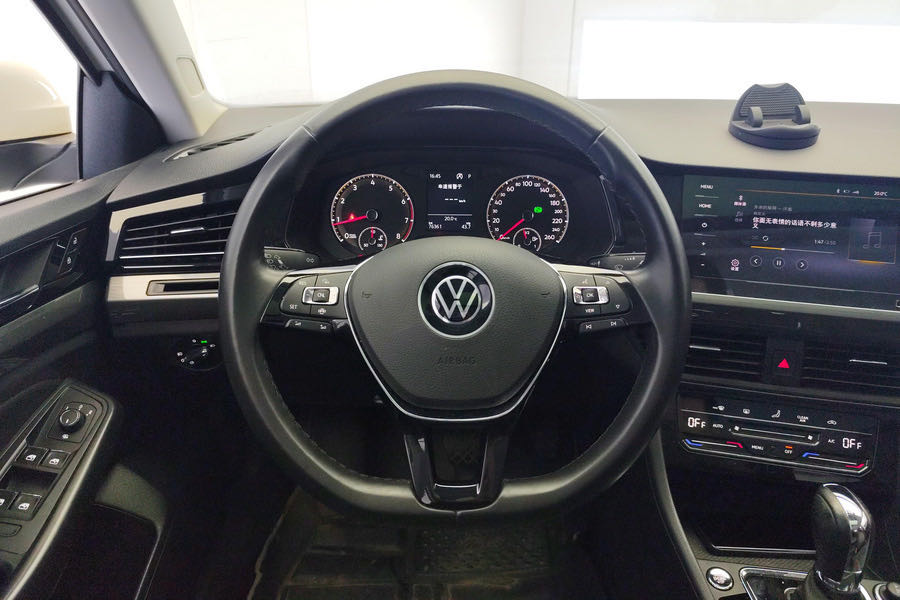 Volkswagen Bora 2021 imagem de carro #3