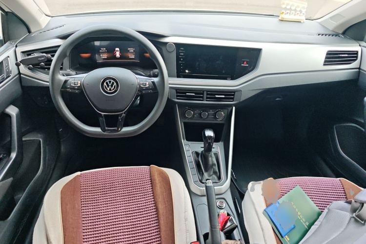 Volkswagen Polo 2023 car image #7
