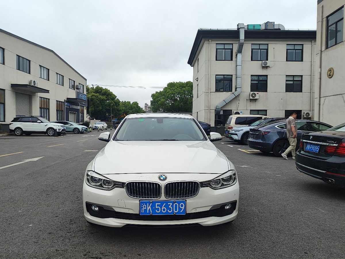 BMW 3 Series 2019 #2 BMW 3 Series 2019 car image #2
