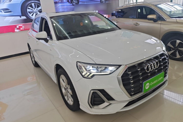 Audi Q3 2019 #6 Audi Q3 2019 car image #6