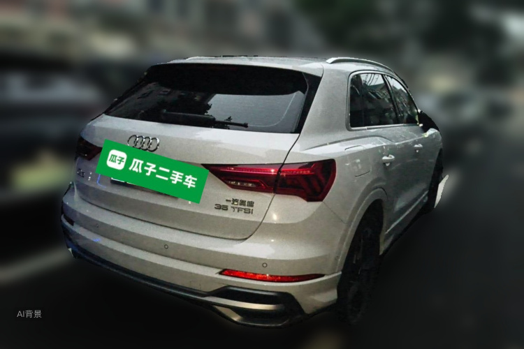 Audi Q3 2022 car image #7