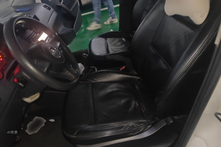 Volkswagen Polo 2012 car image #17