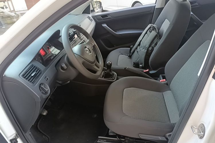 Volkswagen Santana 2019 #15 Volkswagen Santana 2019 car image #15