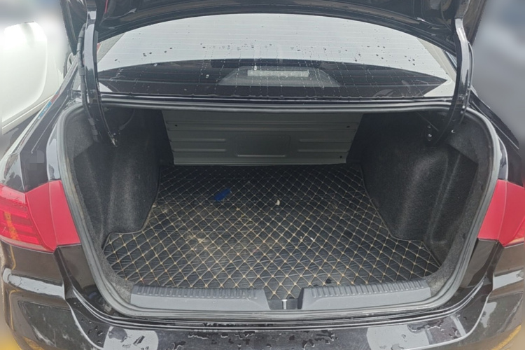 Volkswagen Santana 2017 #21 Volkswagen Santana 2017 car image #21