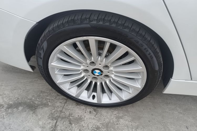 BMW 3 Series 2018 #10 BMW 3 Series 2018 imagen de coche #10