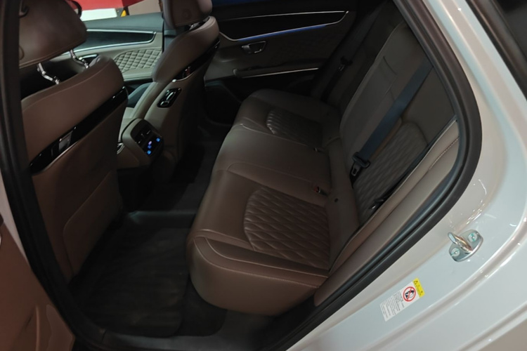 BYD Han 2024 car image #17