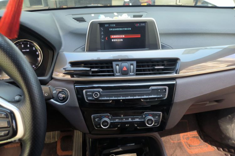 BMW X1 2019 imagen de coche #15