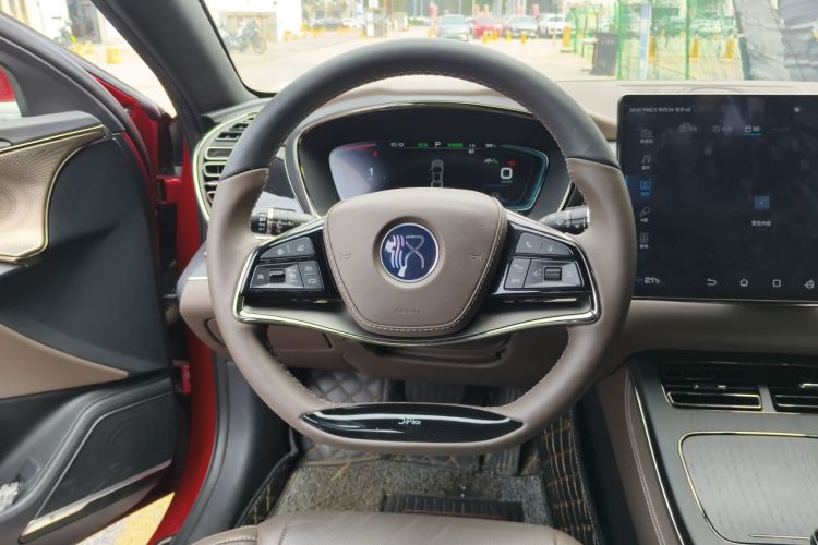 BYD Han 2021 car image #15