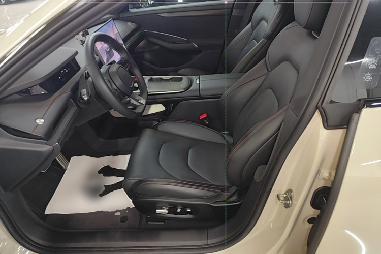 MI SU7 2024 car image #19