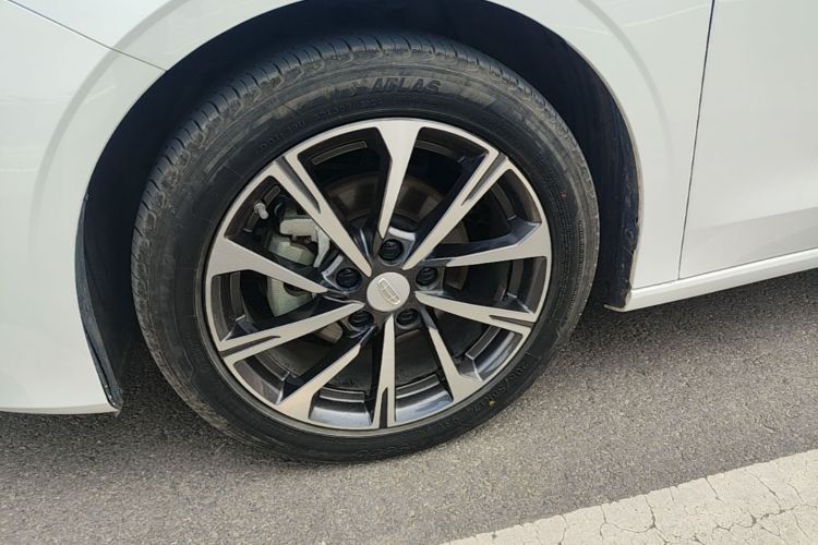 GEELY Emgrand 2025 car image #9