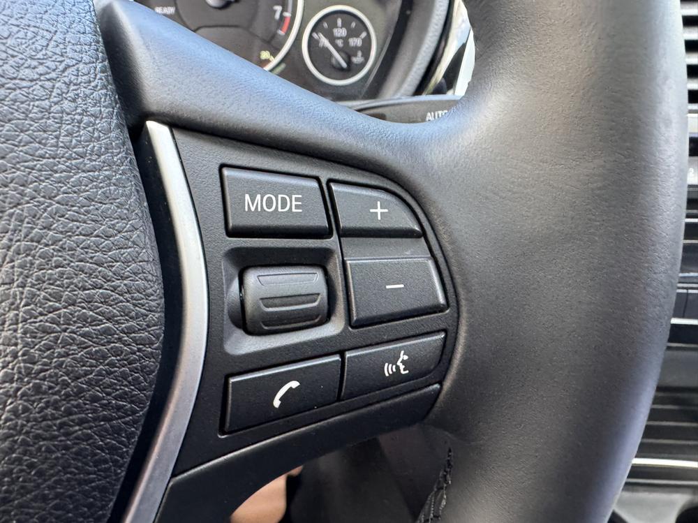 BMW 3 Series 2019 immagine di auto #26