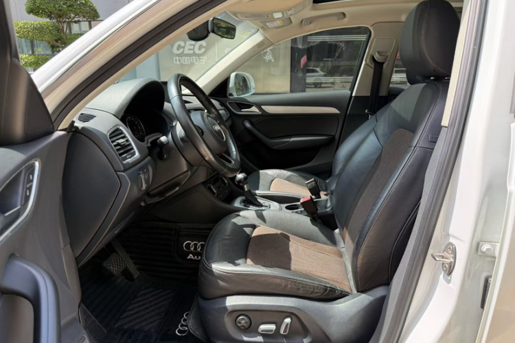 Audi Q3 2017 #12 Audi Q3 2017 car image #12