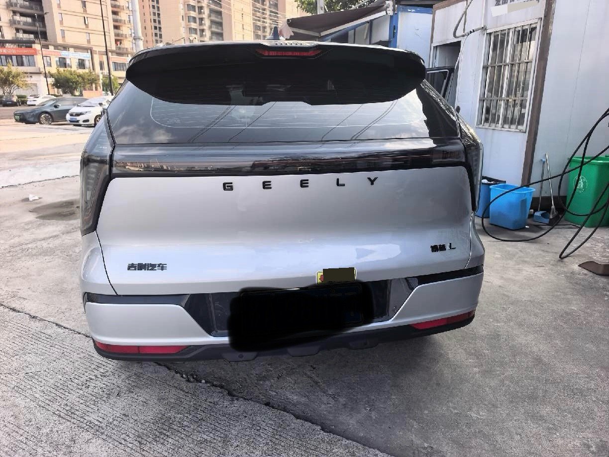 GEELY Boyue L 2025 image de voiture #5
