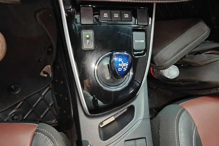 Toyota Corolla 2019 car image #14