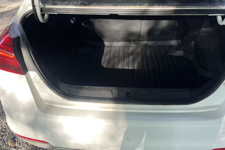 GEELY Emgrand 2019 #18 GEELY Emgrand 2019 car image #18