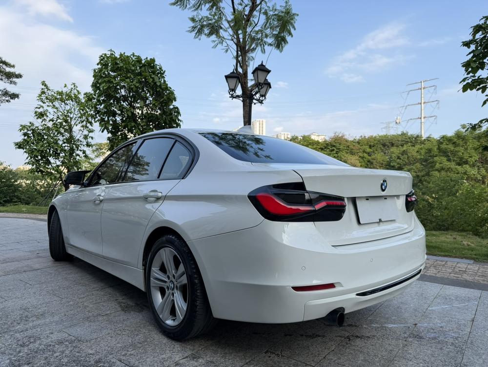 BMW 3 Series (Imported) 2012 car image #5