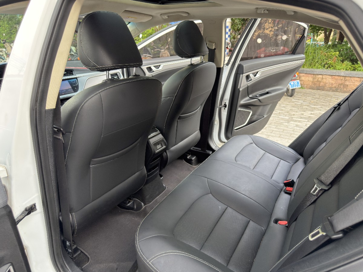 GEELY Emgrand GL 2019 car image #10