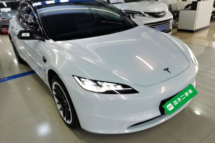 Tesla Model 3 2025 #4 Tesla Model 3 2025 immagine di auto #4