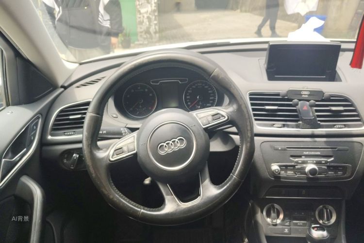Audi Q3 2014 #12 Audi Q3 2014 car image #12